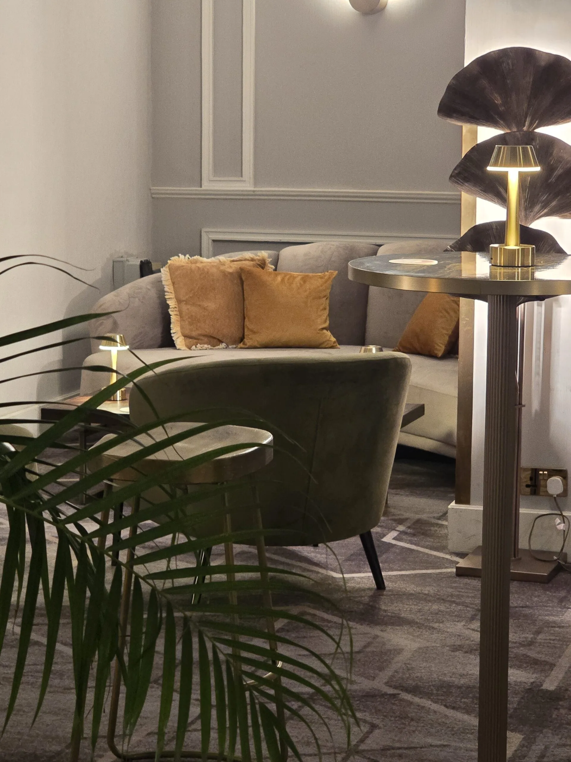 Long-Term Rental for High-End Apartments Mayfair Long-Term Rental for High-End Apartments Mayfair