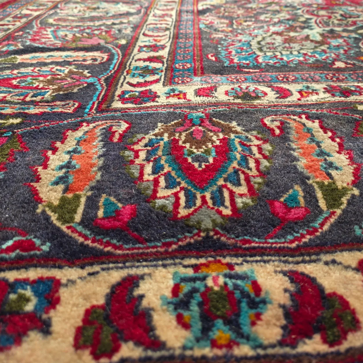 Persian Rug - 40146 - Image 4